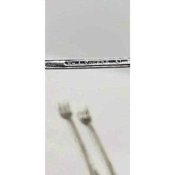 3 Pcs Antique Silver plate Oyster Fork Rogers PAT APR 4.99 Arundel Charcuterie - Picture 6 of 10